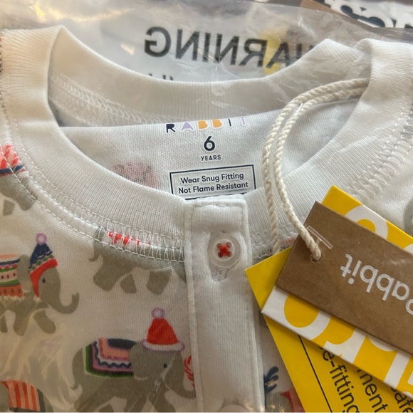 Roller Rabbit NWT Kids Unisex Christmas Elephants Pajama Set Sizes 2, 6‎ & 8 - Picture 8 of 8